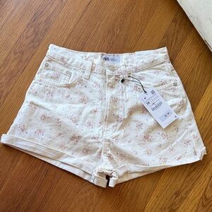 ZARA Cream Denim Shorts with Pink Floral Motif